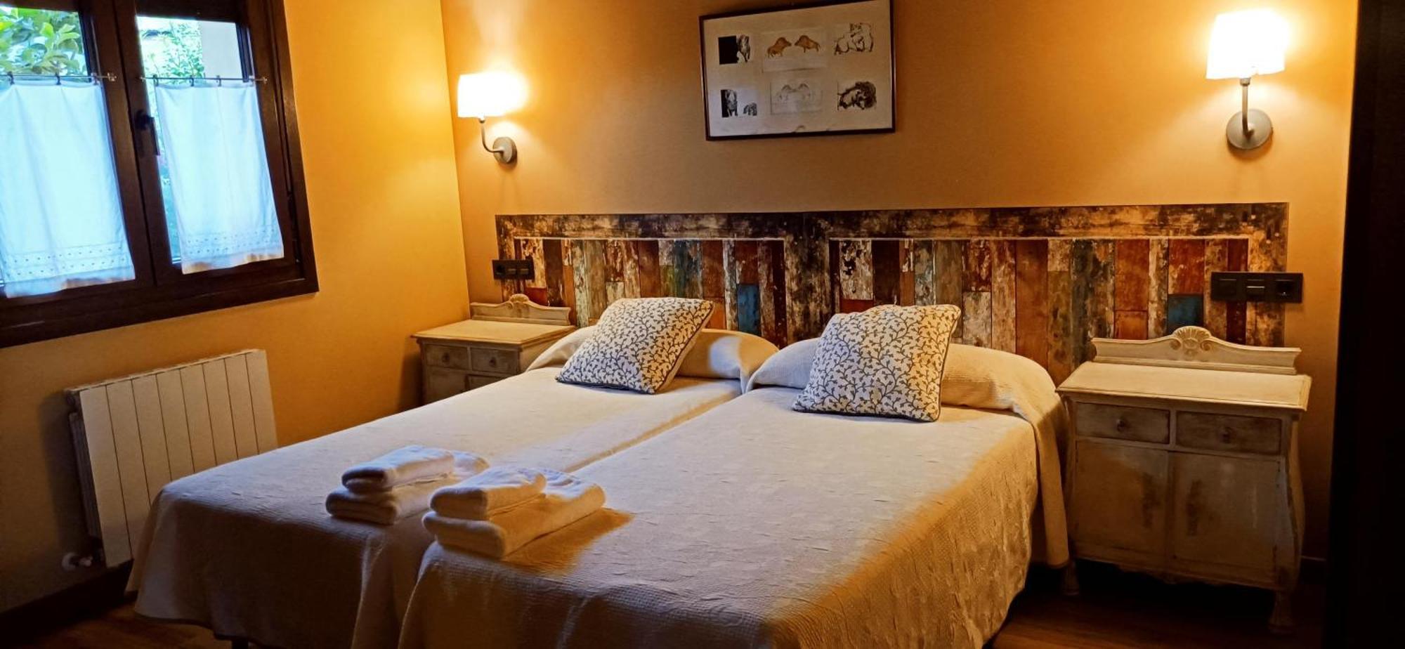 Casas Rurales Entrecastanos Onís Kültér fotó