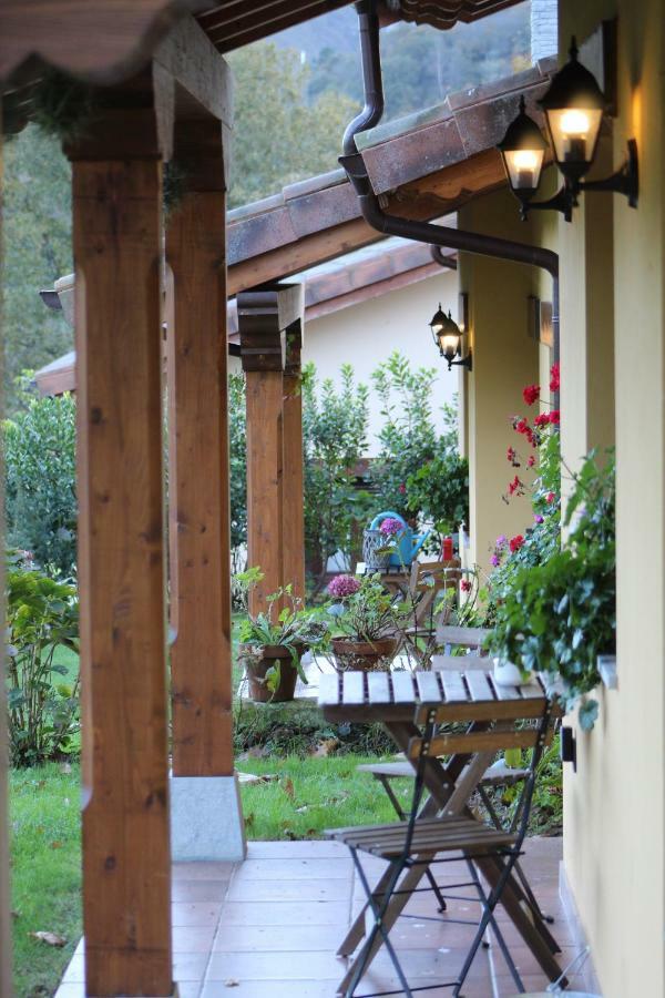Casas Rurales Entrecastanos Onís Kültér fotó